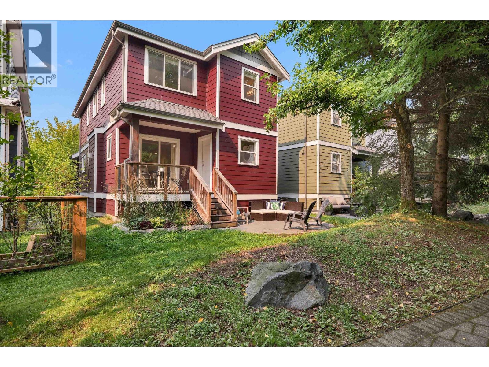 3 40137 GOVERNMENT ROAD, Squamish