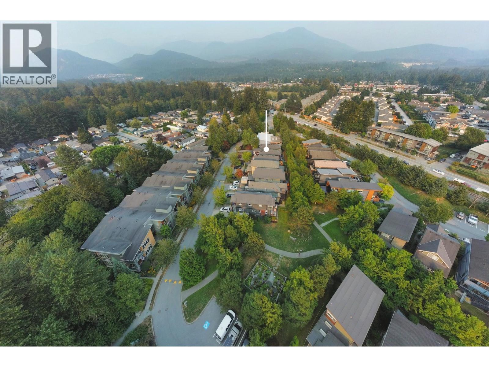 3 40137 GOVERNMENT ROAD, Squamish