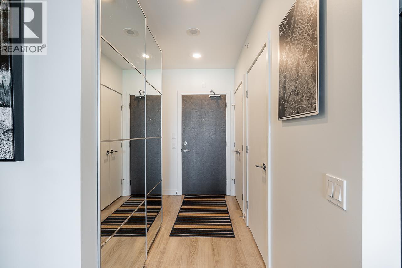 708 200 NELSON'S CRESCENT, New Westminster