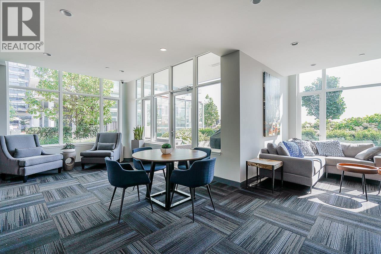 708 200 NELSON'S CRESCENT, New Westminster