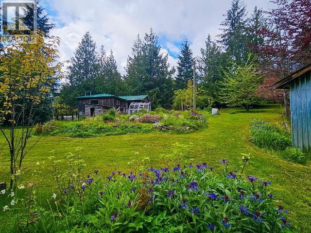 6980 SIENNA ROAD, Texada Island