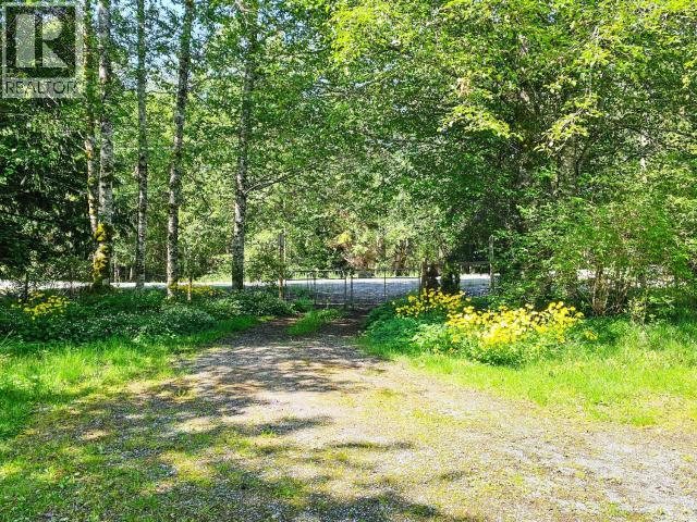 6980 SIENNA ROAD, Texada Island