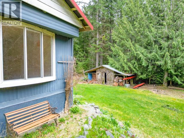 6980 SIENNA ROAD, Texada Island