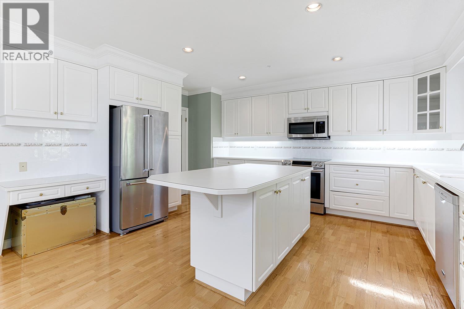 #303-1280 55 Street, Delta