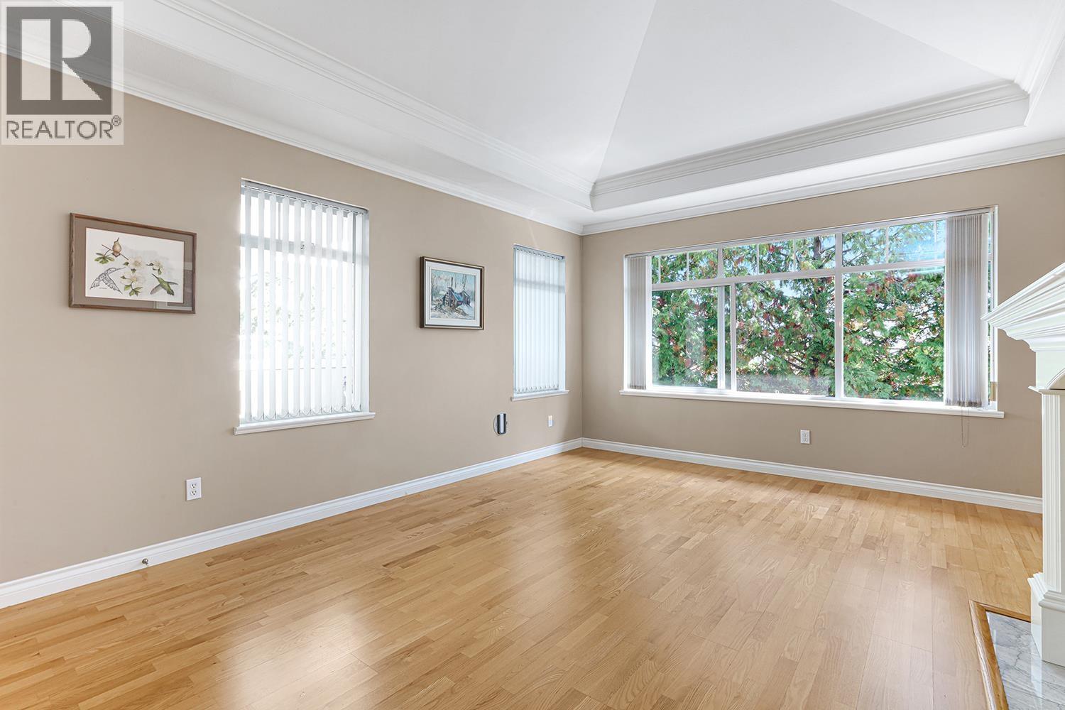 #303-1280 55 Street, Delta