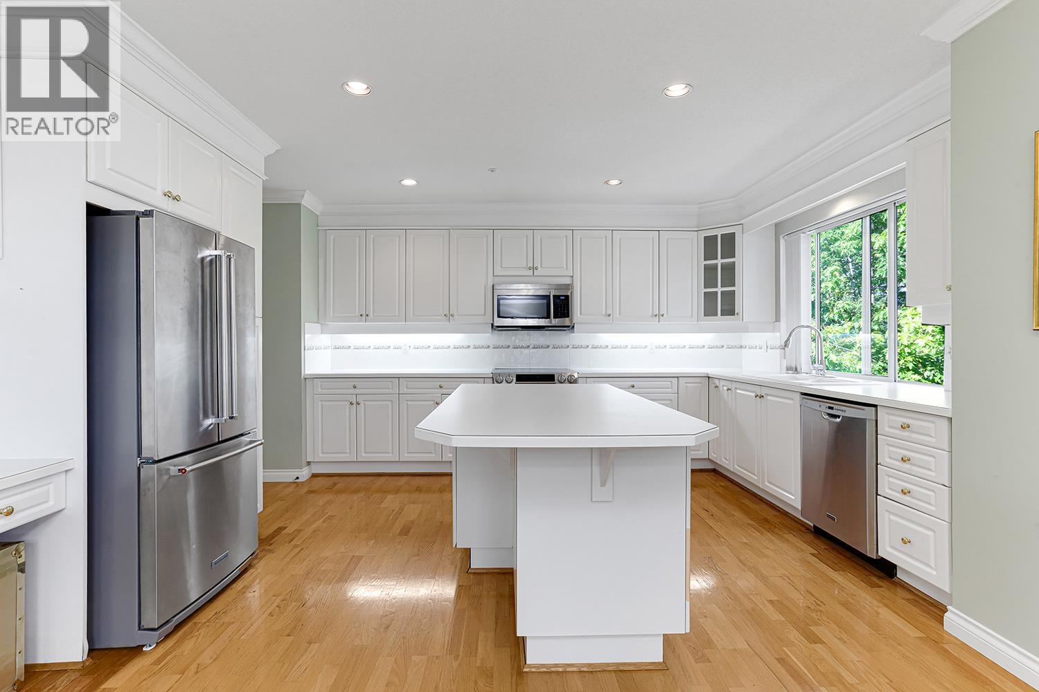 #303-1280 55 Street, Delta