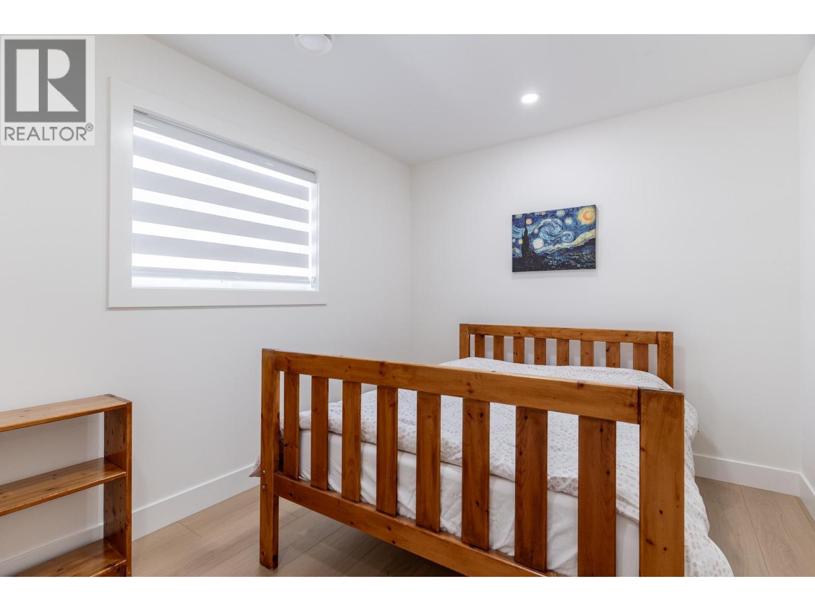 215 MABEL STREET, New Westminster