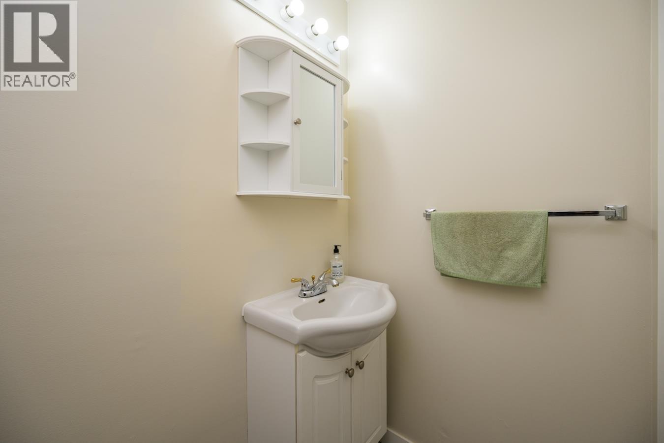A87 2131 UPLAND STREET, Prince George