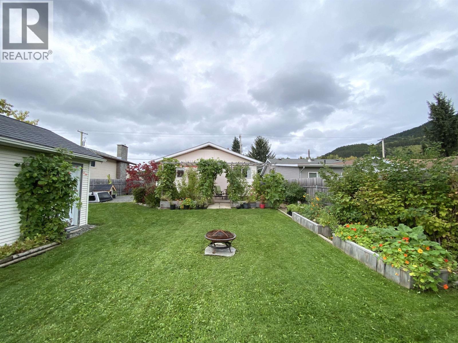 4623 STRAUME AVENUE, Terrace