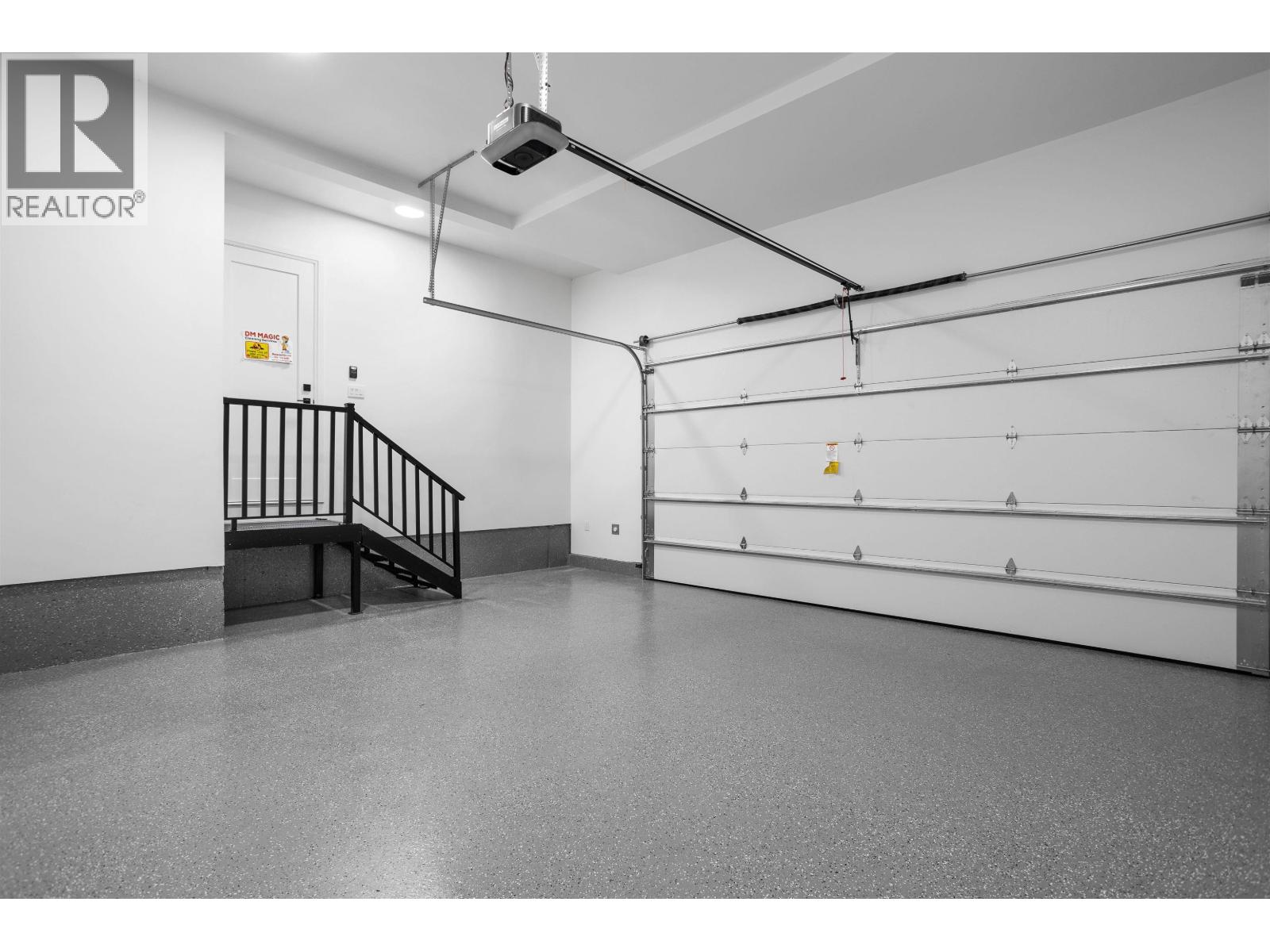 7370 BURRIS STREET, Burnaby