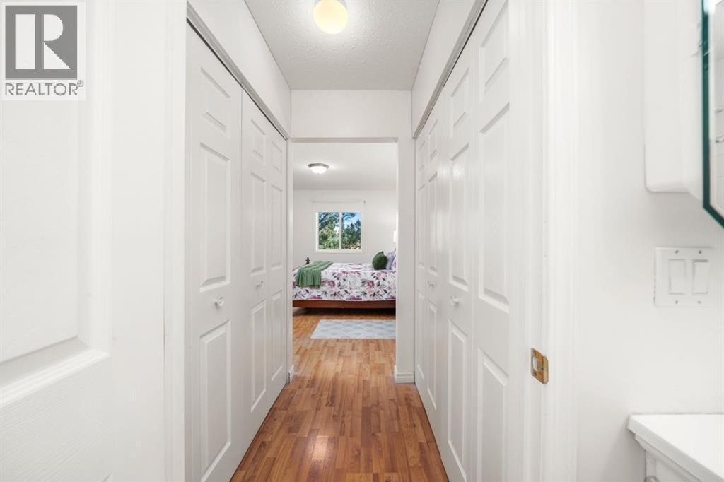 Single Family House for Sale in   Chaparral Ridge Drive Chaparral Calgary 