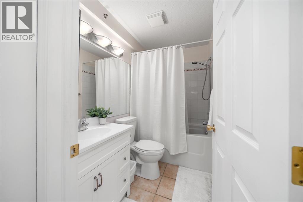 Single Family House for Sale in   Chaparral Ridge Drive Chaparral Calgary 