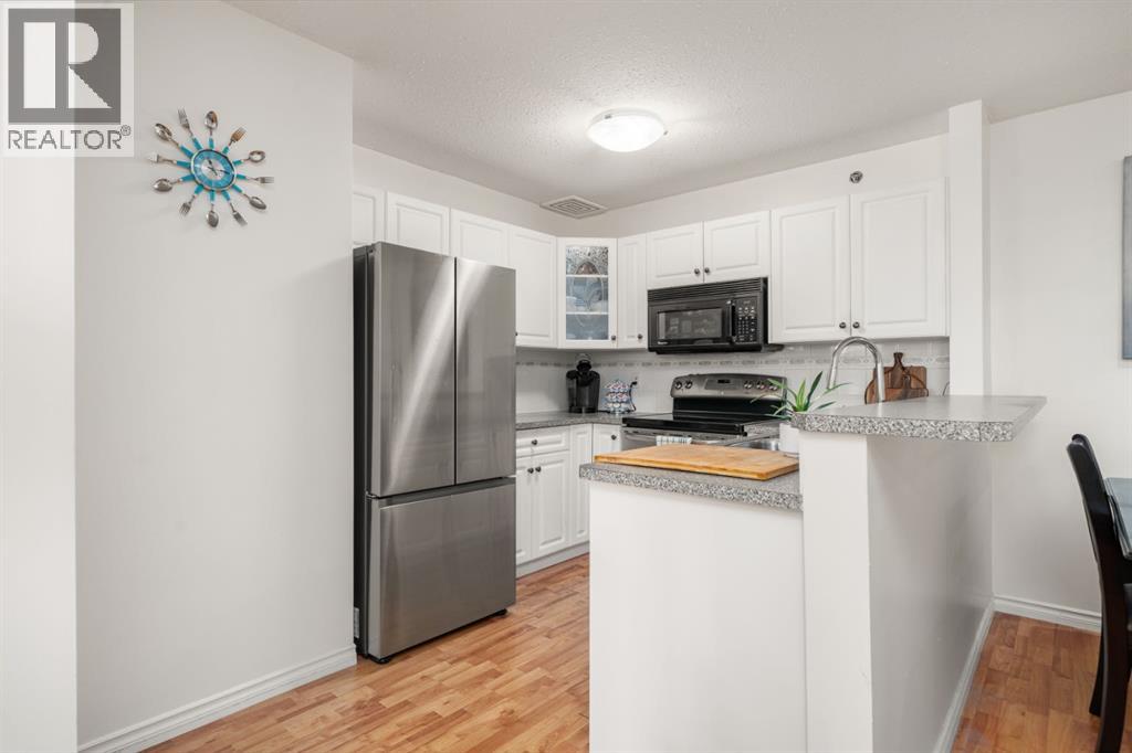 Single Family House for Sale in   Chaparral Ridge Drive Chaparral Calgary 