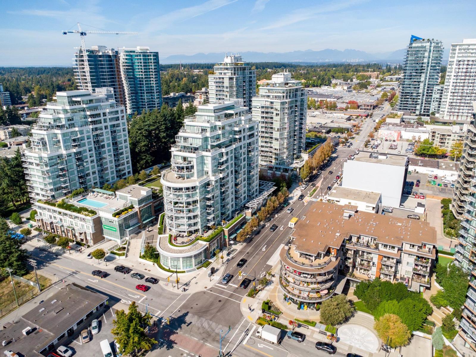 205 15154 ROPER AVENUE, White Rock