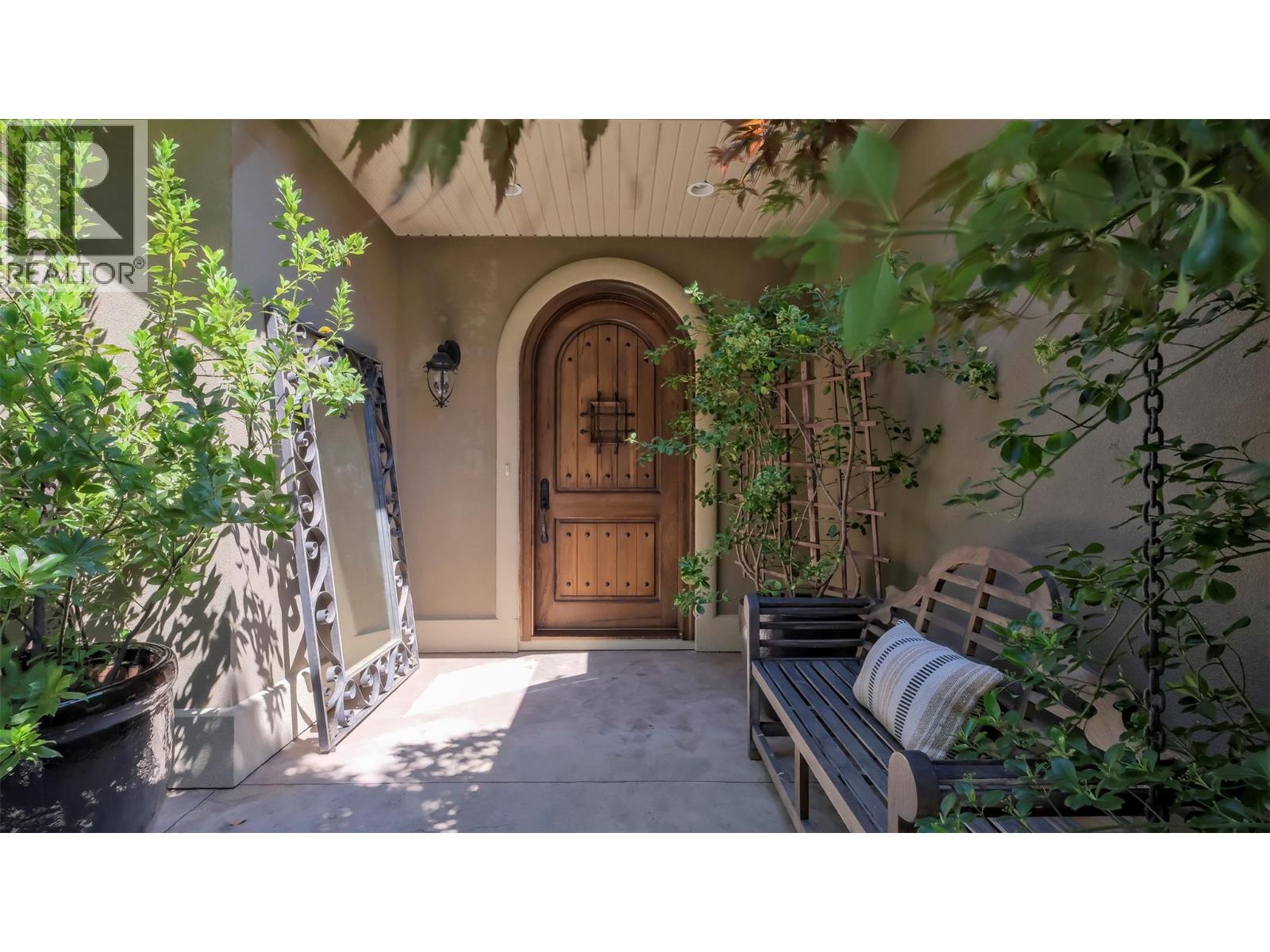 1749 Capistrano Drive, Kelowna