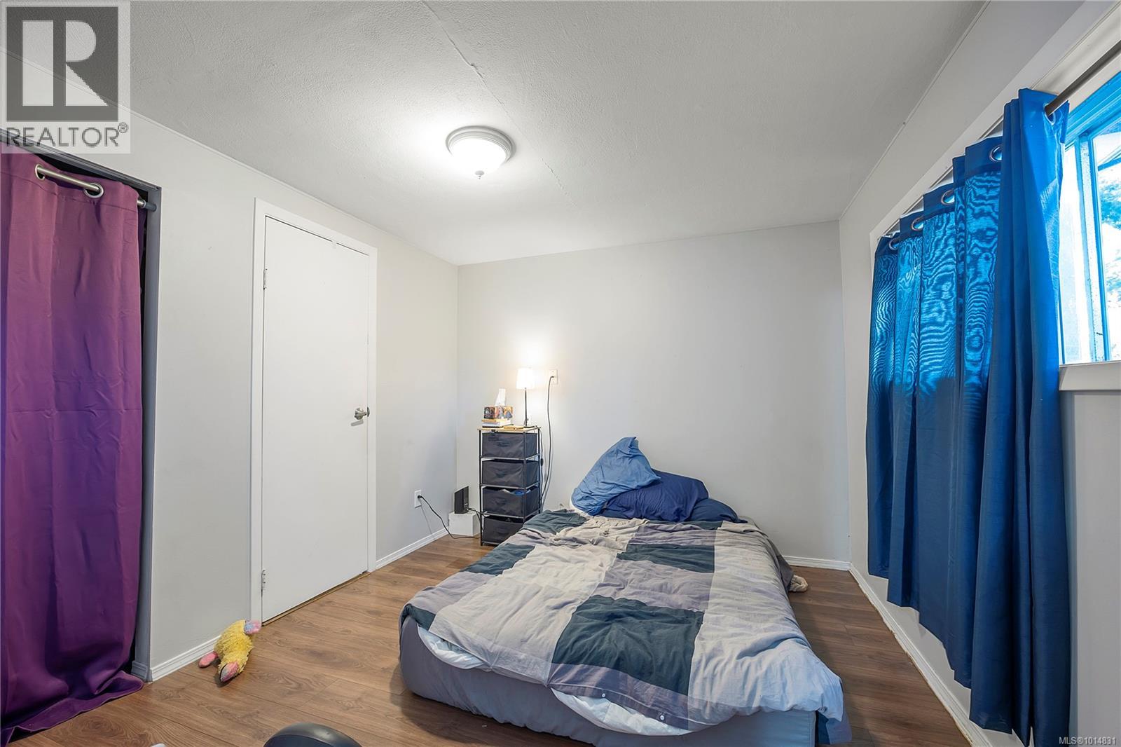 1575 Townsite Rd, Nanaimo