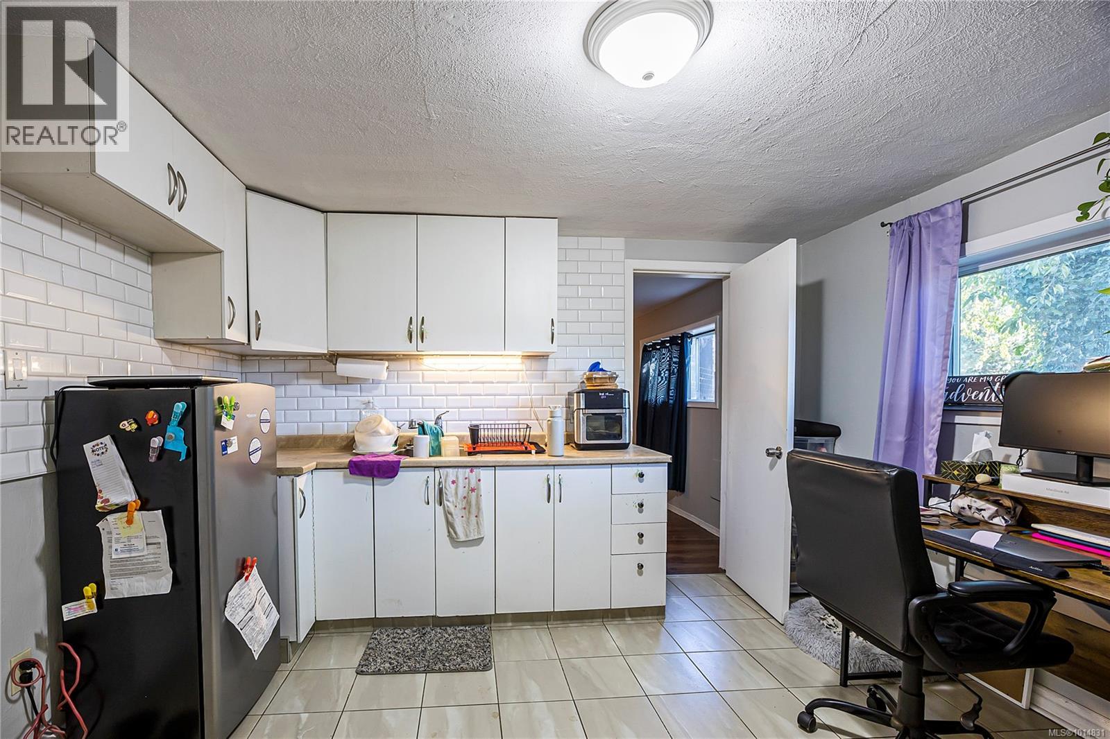 1575 Townsite Rd, Nanaimo