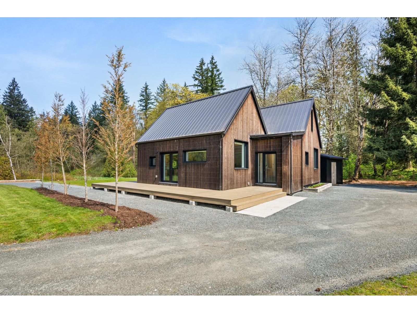 25691 84 AVENUE, Langley