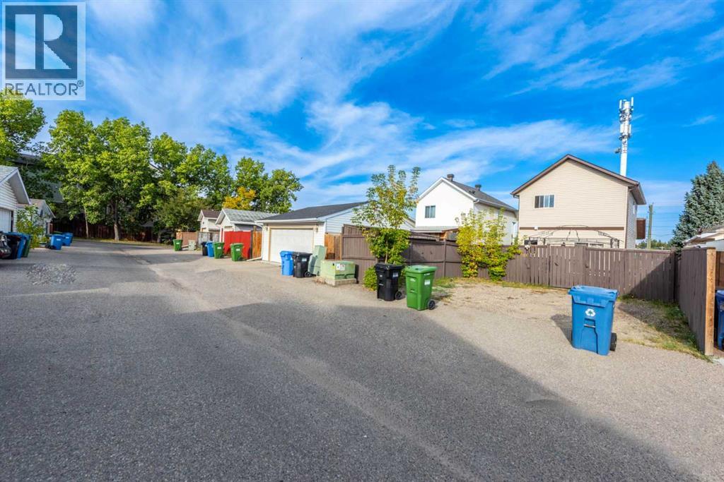 Single Family House for Sale in   Street SW Millrise Calgary 