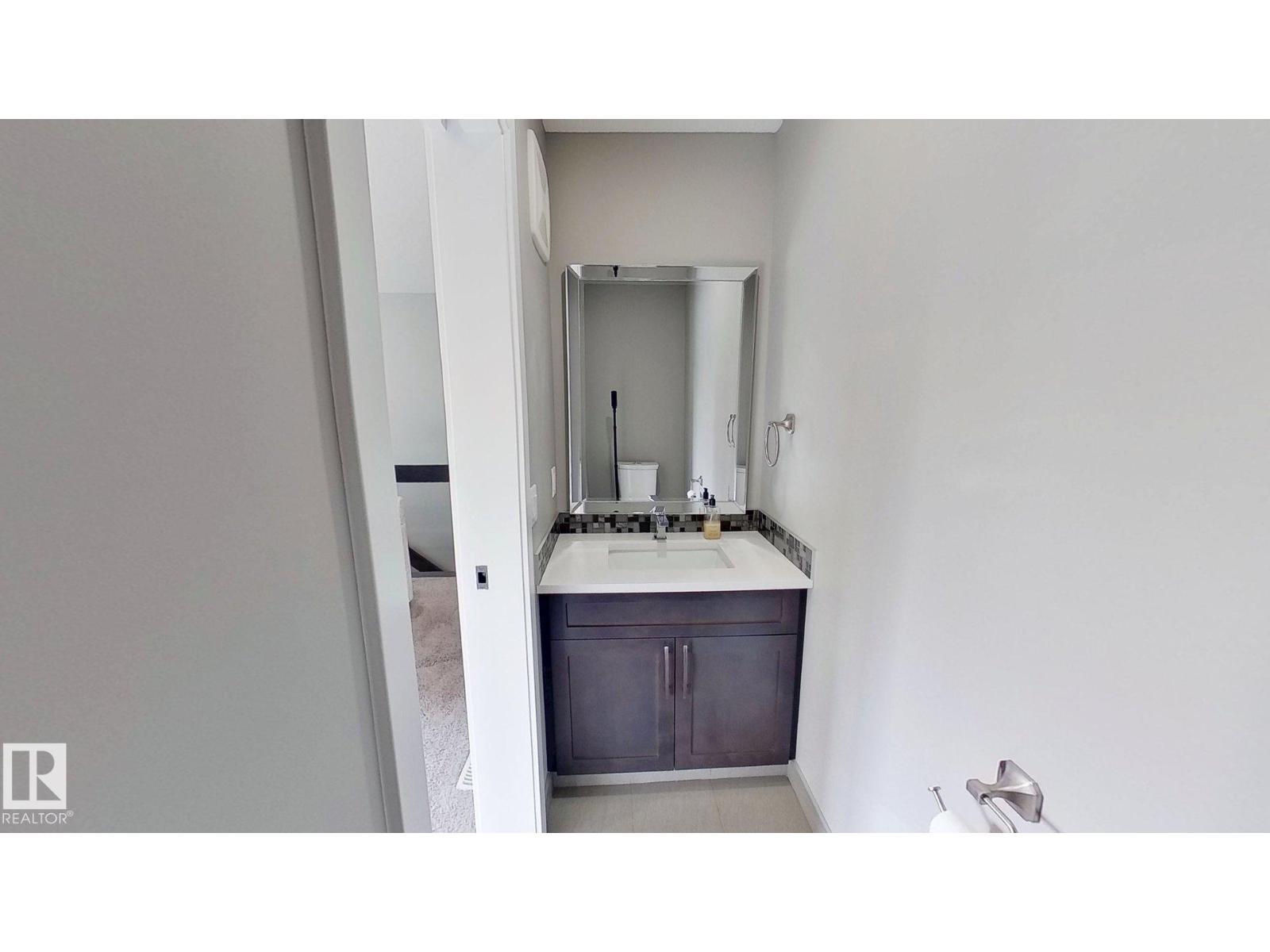 8809 148 ST NW, Edmonton