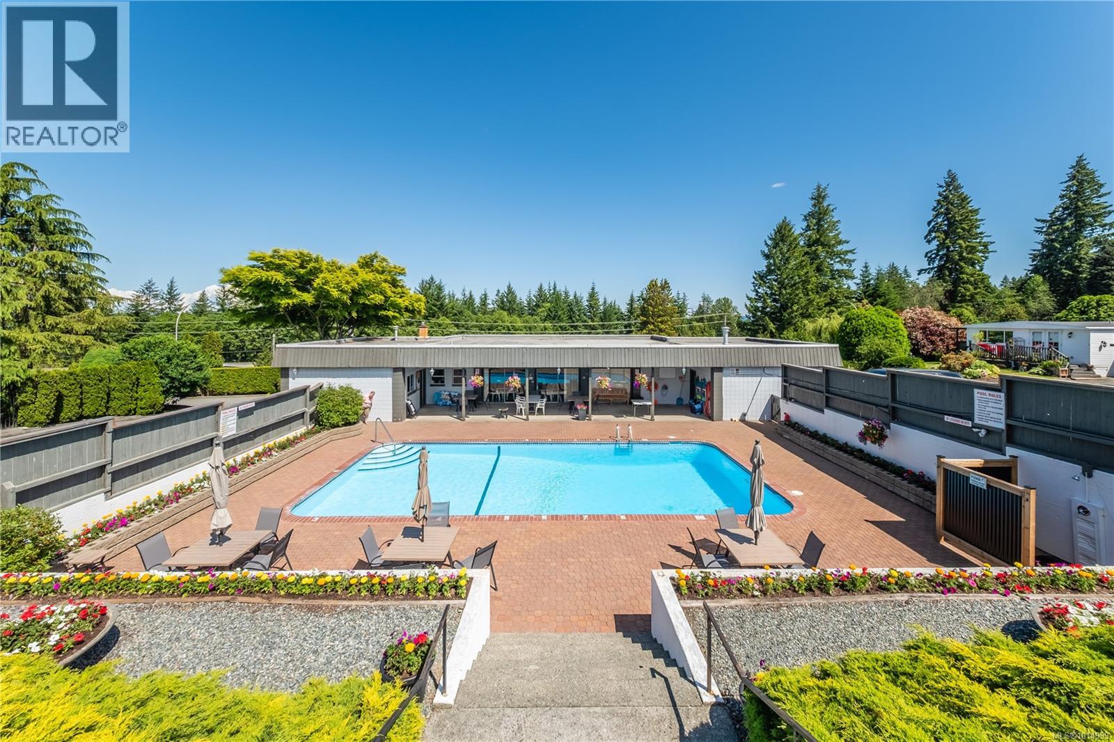 7 10980 Westdowne Rd, Ladysmith