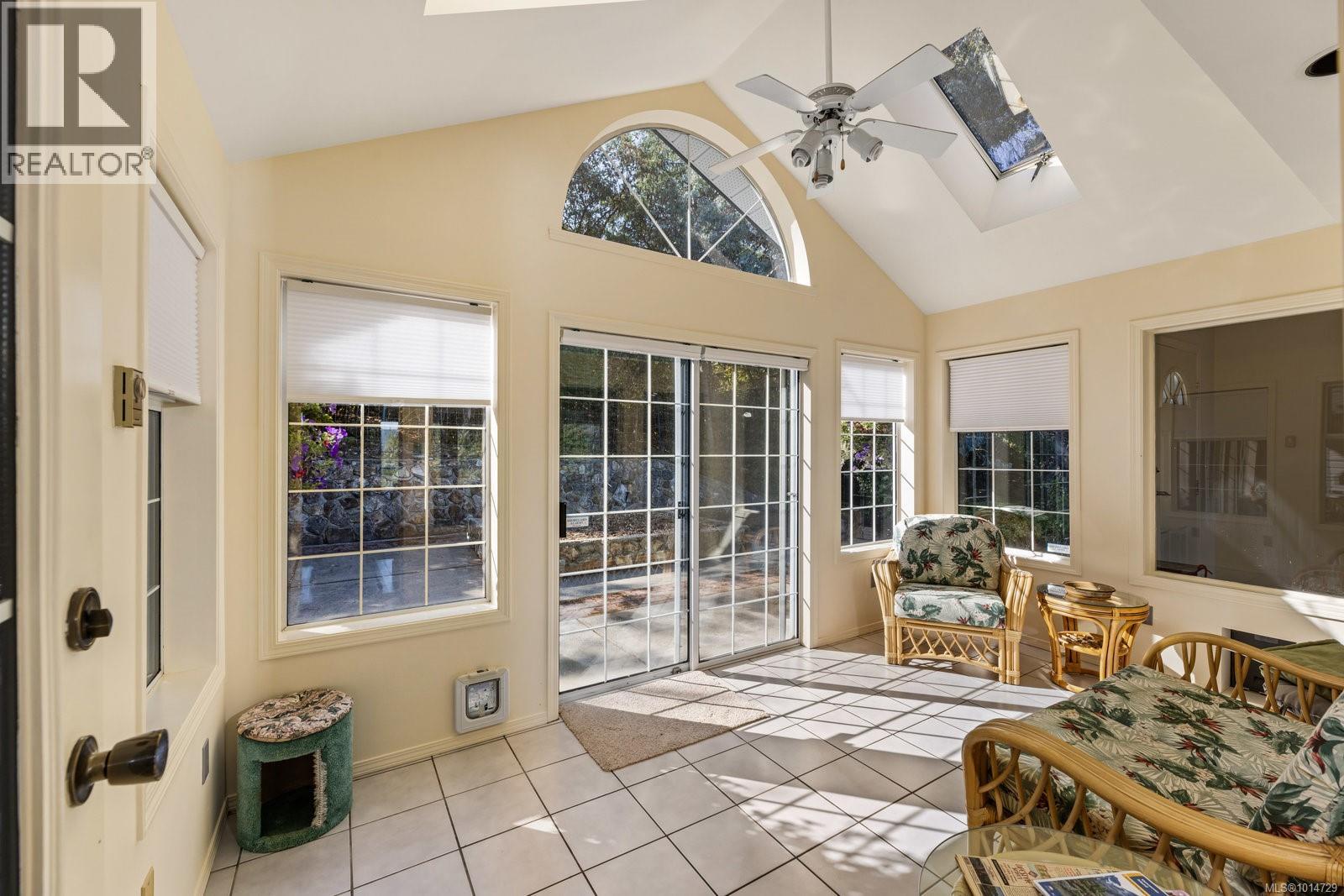  1319 Lands End Road, North Saanich
