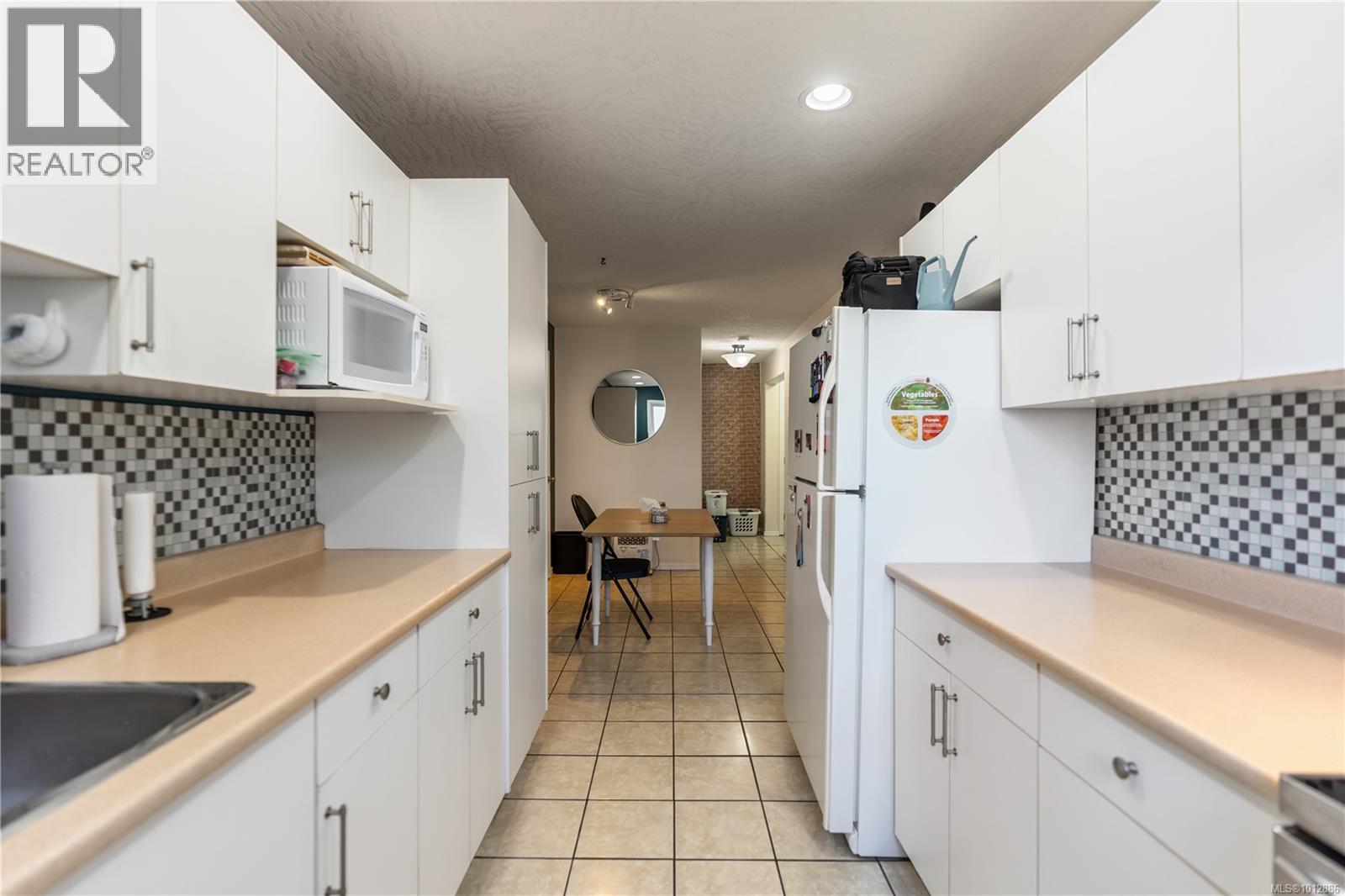  2234 Setchfield Avenue, Langford