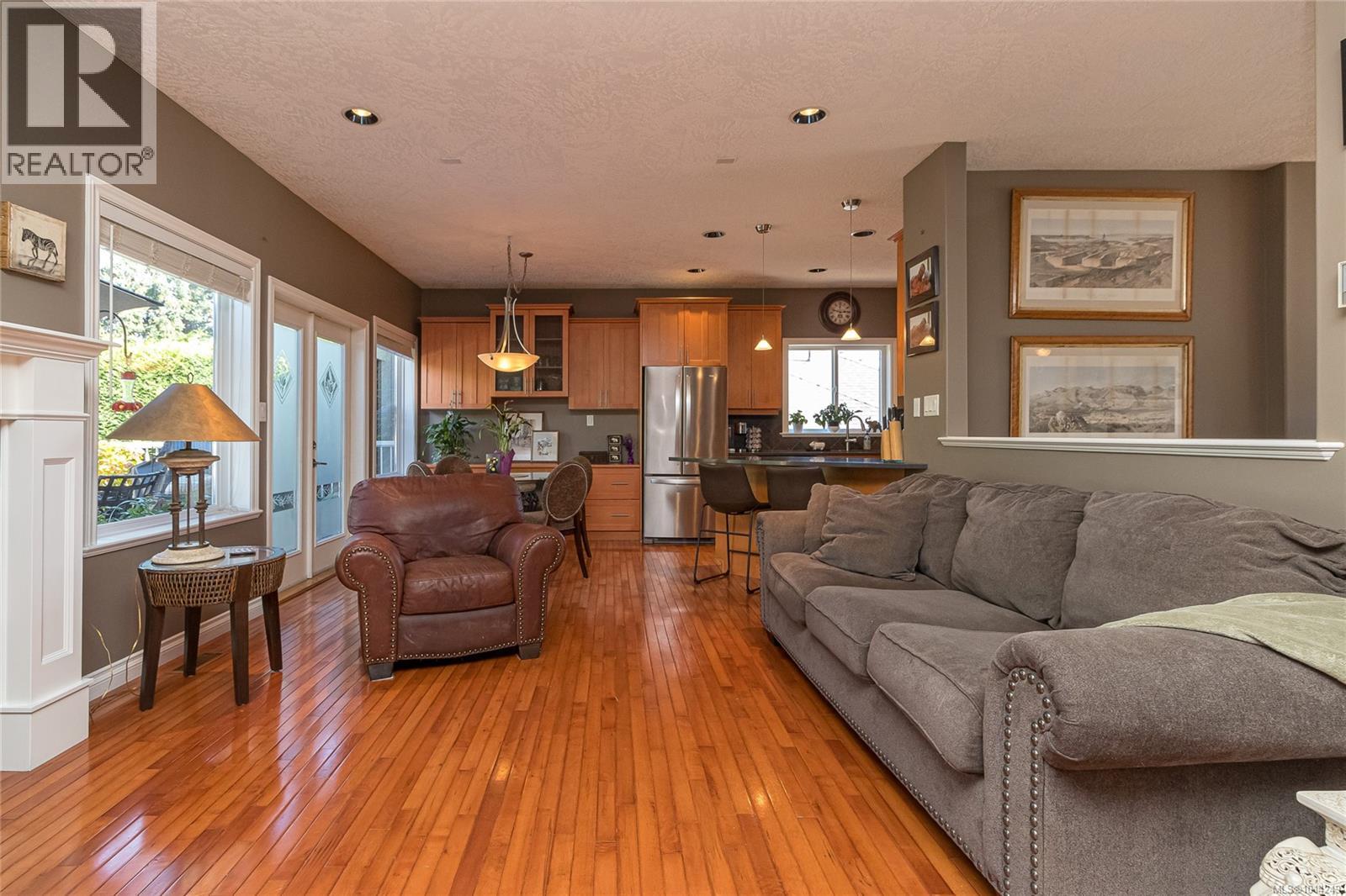  1204 Knockan Place, Saanich