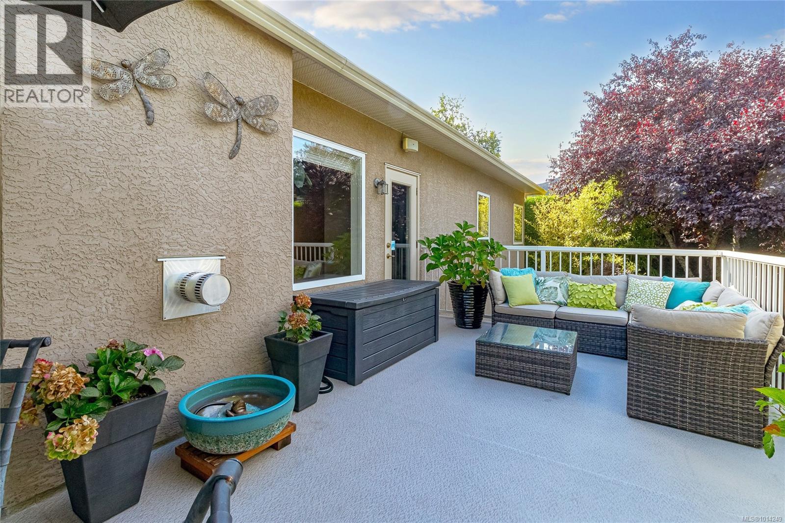  1204 Knockan Place, Saanich