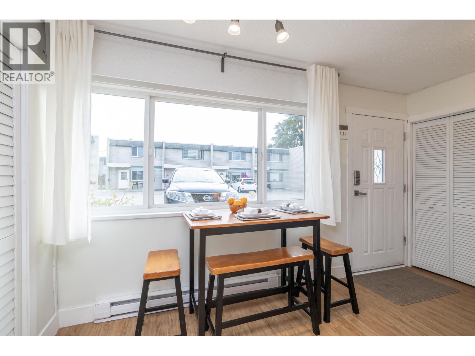 #27-4949 57 Street, Delta