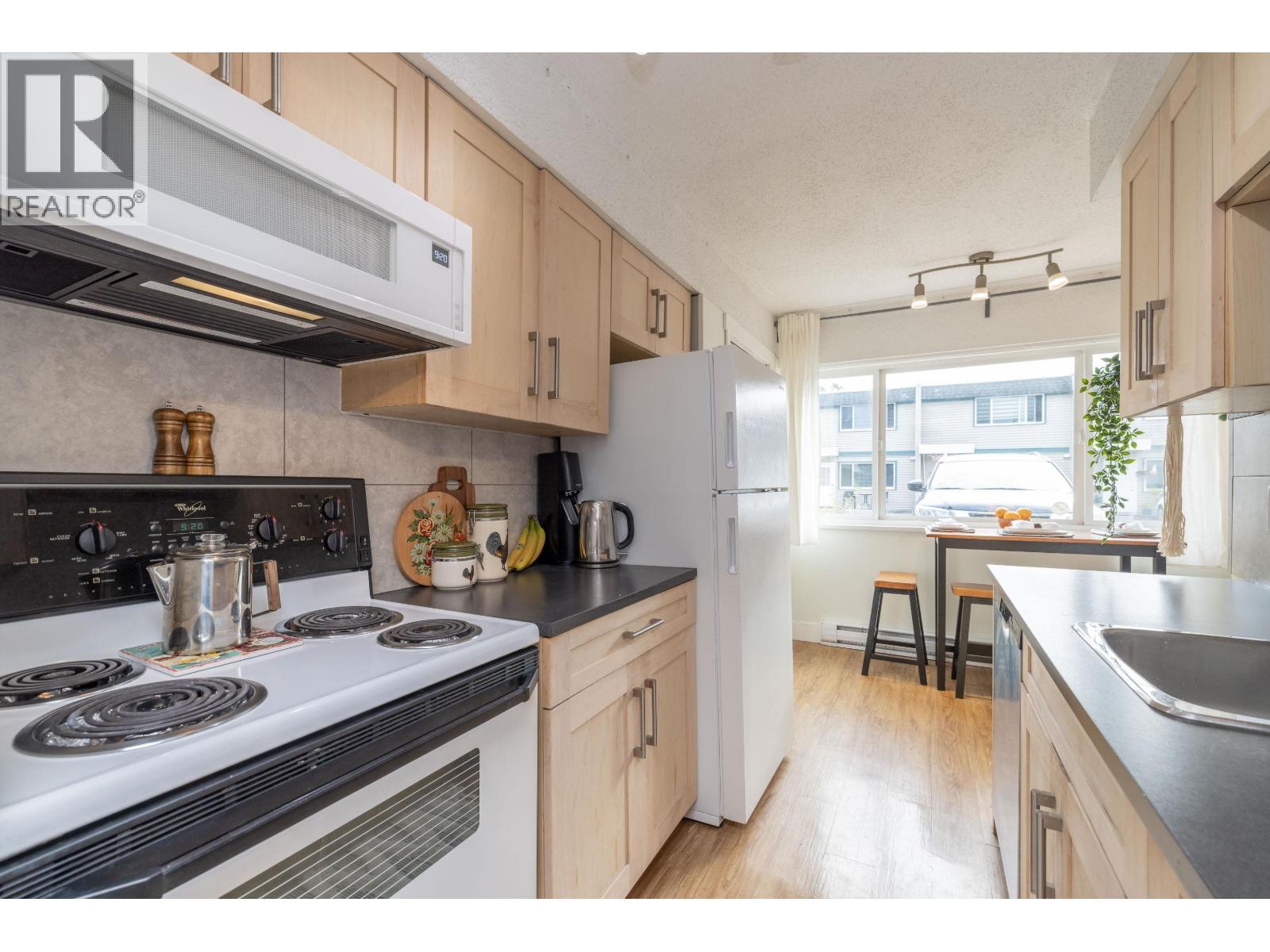 #27-4949 57 Street, Delta