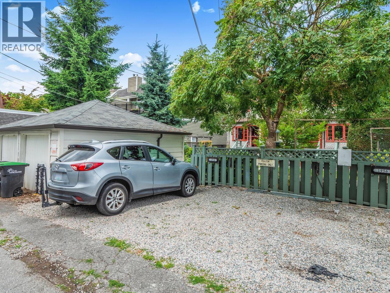 1956-1958 W 12TH AVENUE, Vancouver