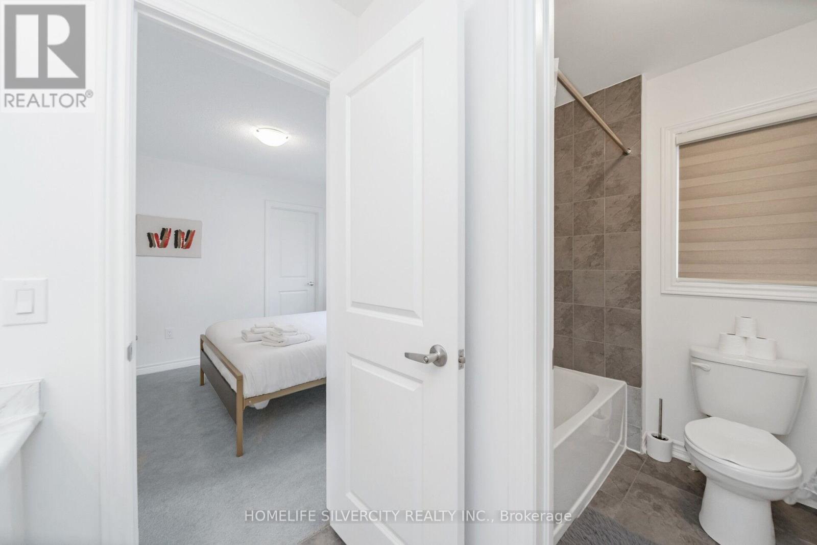26 SASSAFRASS ROAD - 32