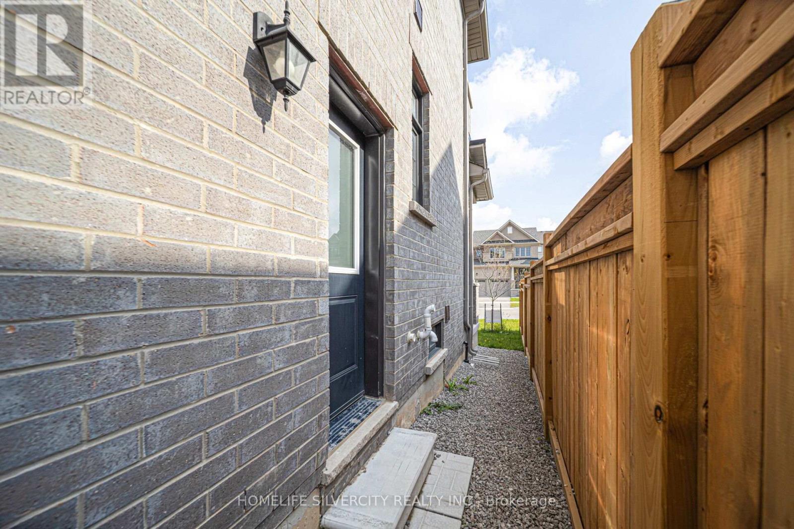 26 SASSAFRASS ROAD - 48