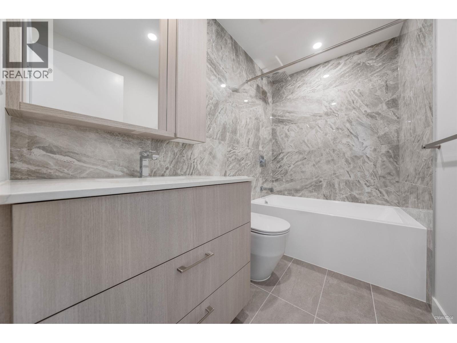 2309 6468 WILLINGDON AVENUE, Burnaby