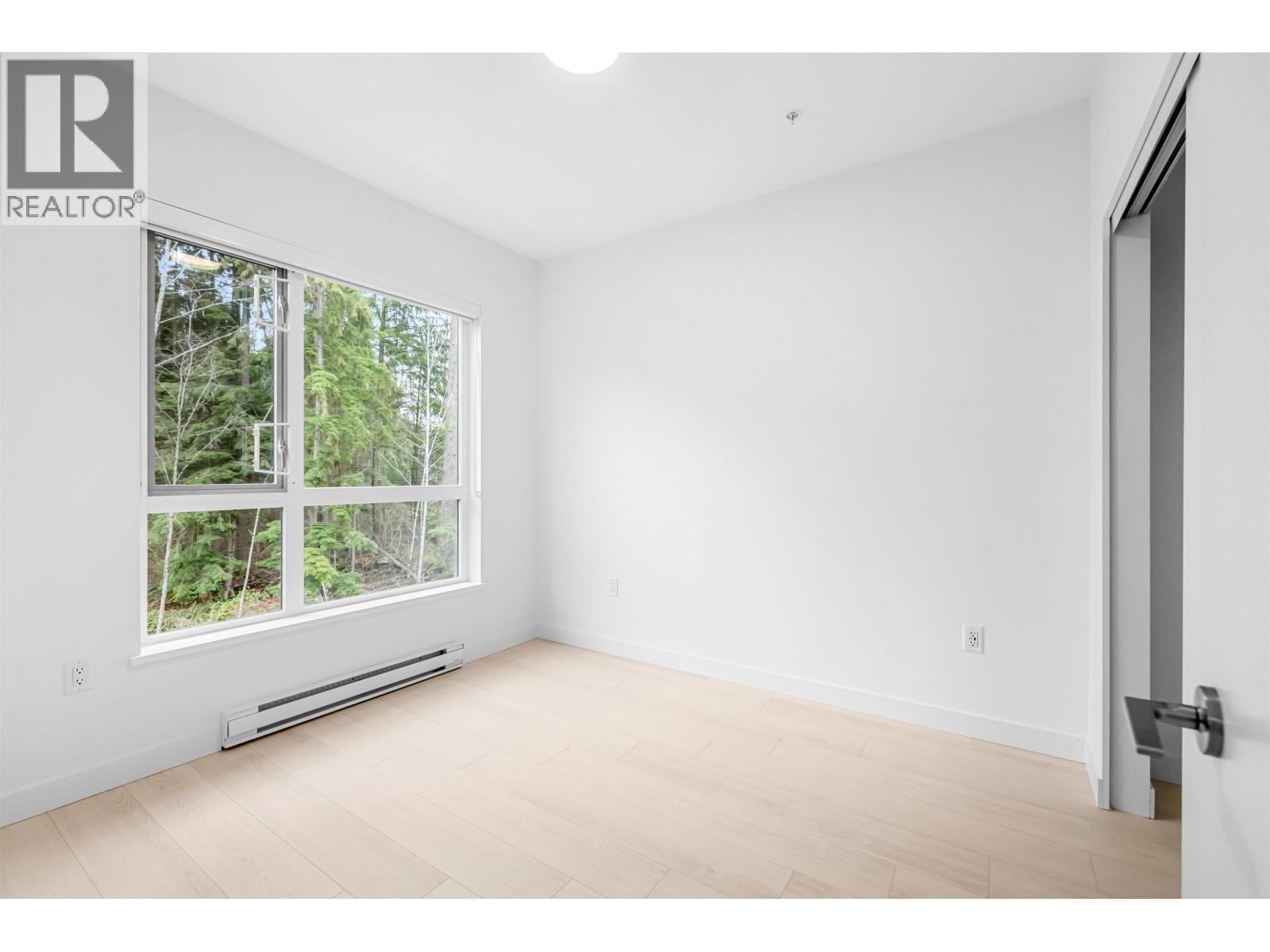 408 3596 MALSUM DRIVE, North Vancouver