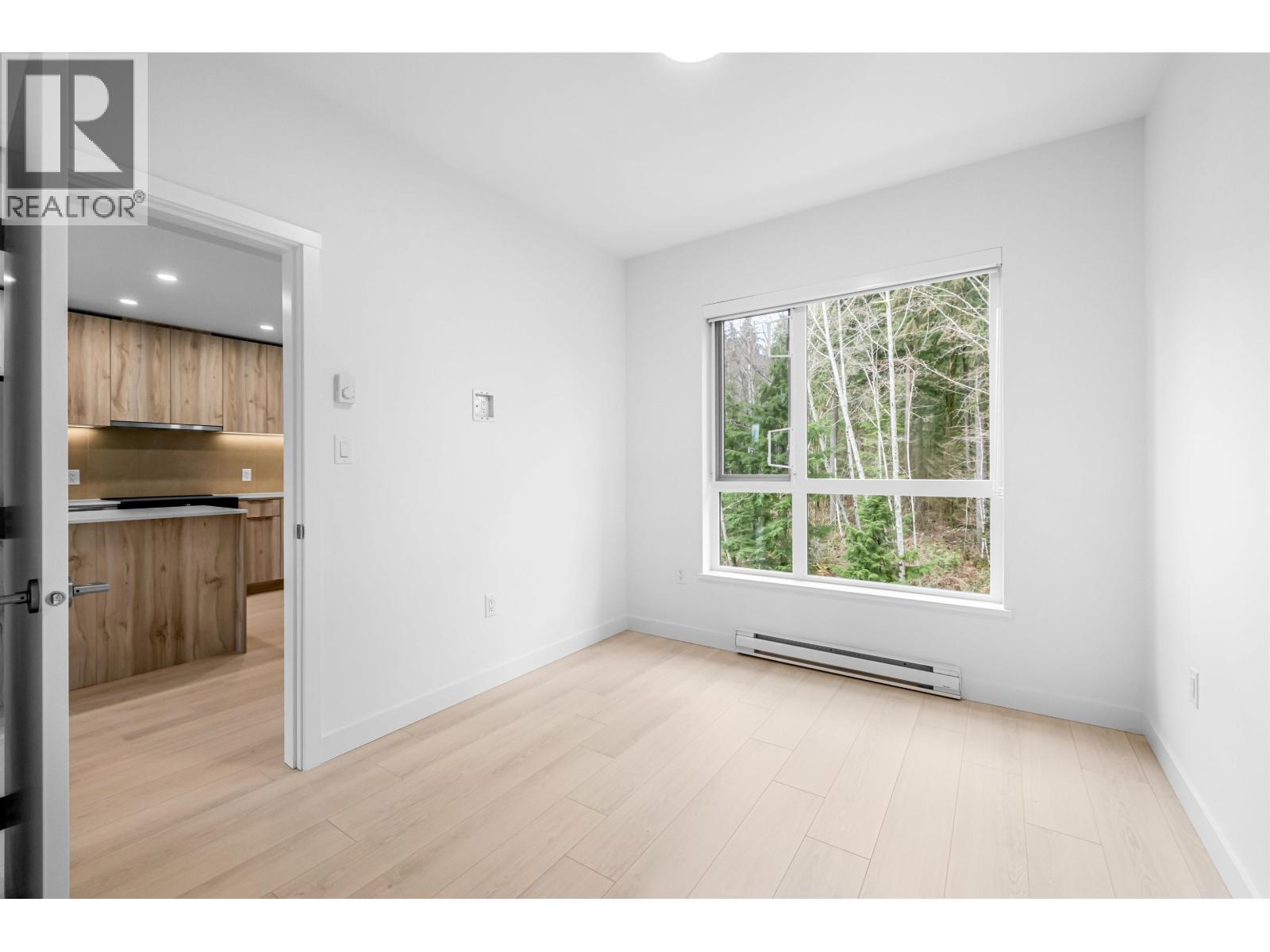 408 3596 MALSUM DRIVE, North Vancouver