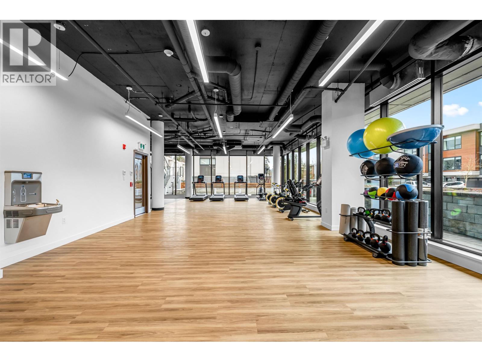 408 3596 MALSUM DRIVE, North Vancouver