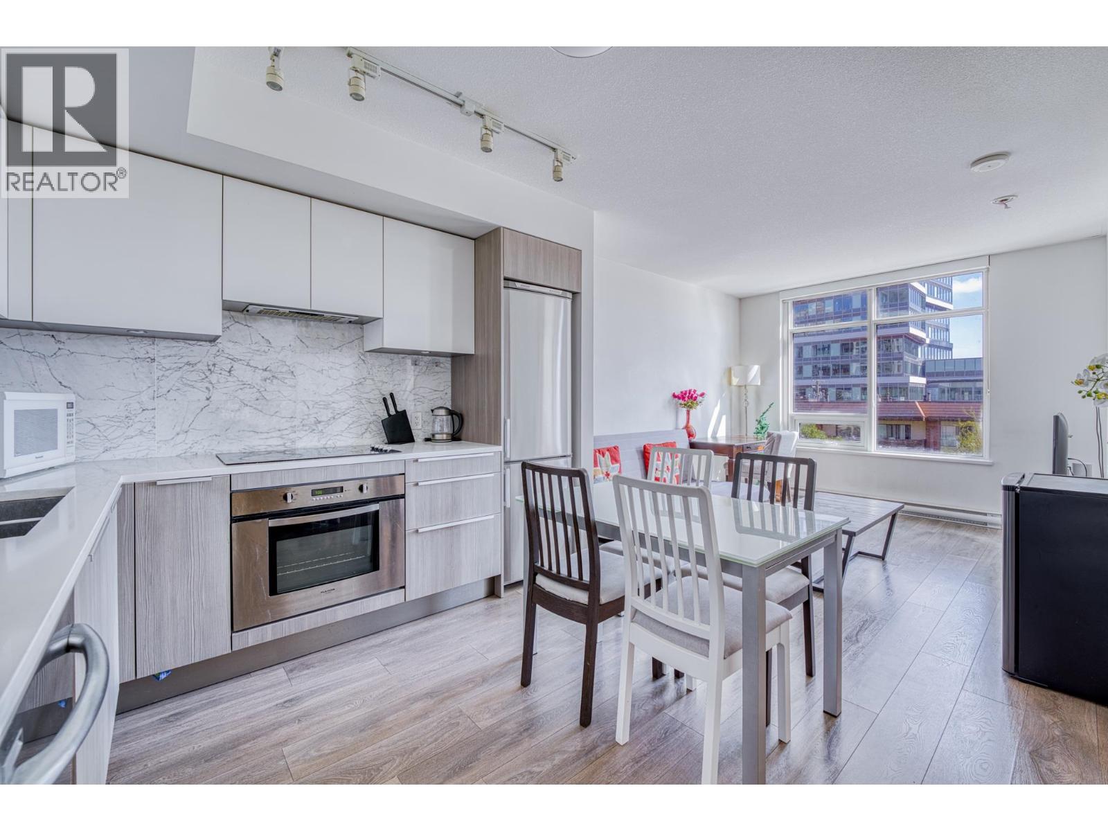 403 6461 TELFORD AVENUE, Burnaby