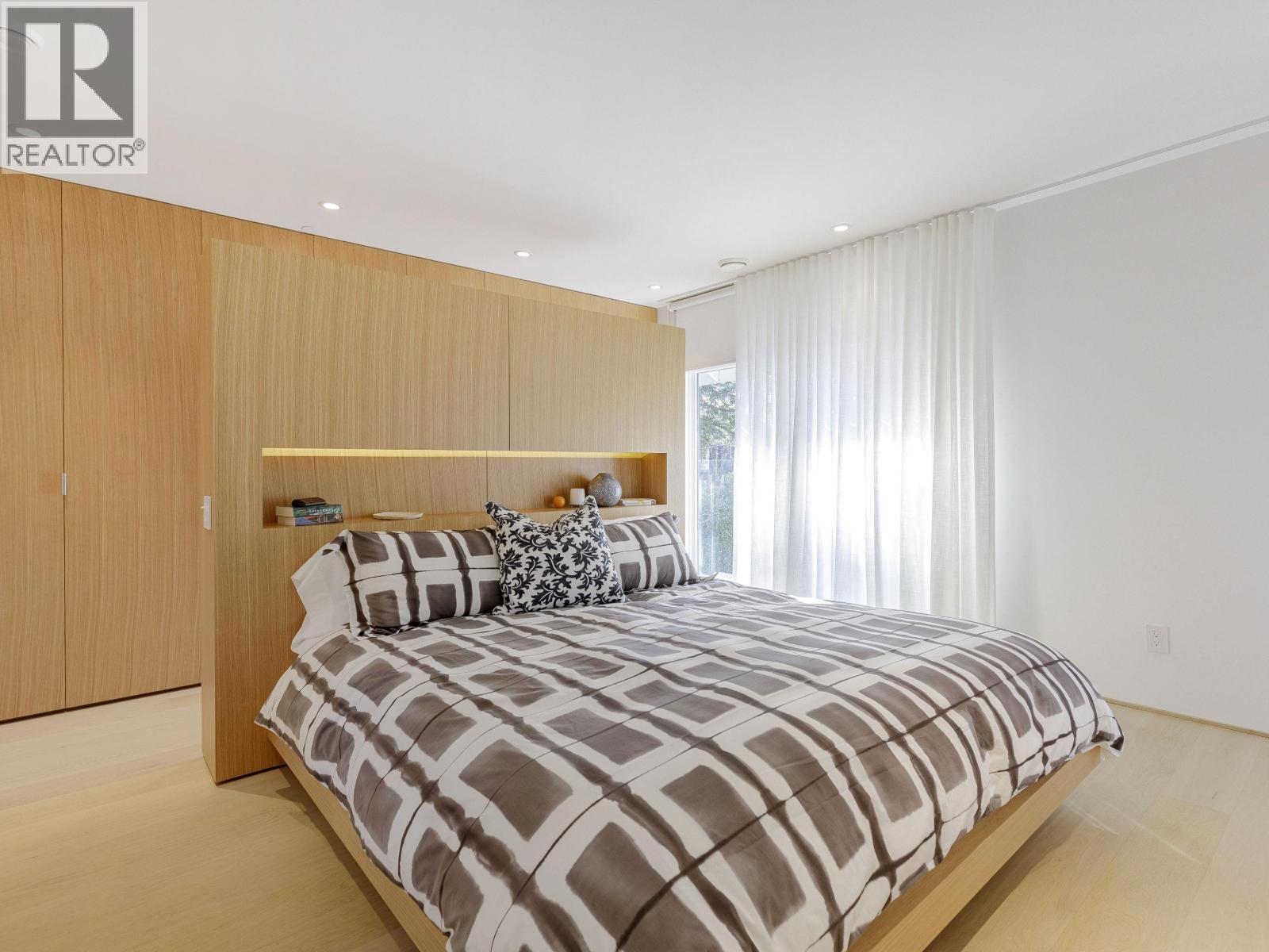 1641-1643 COLLINGWOOD STREET, Vancouver