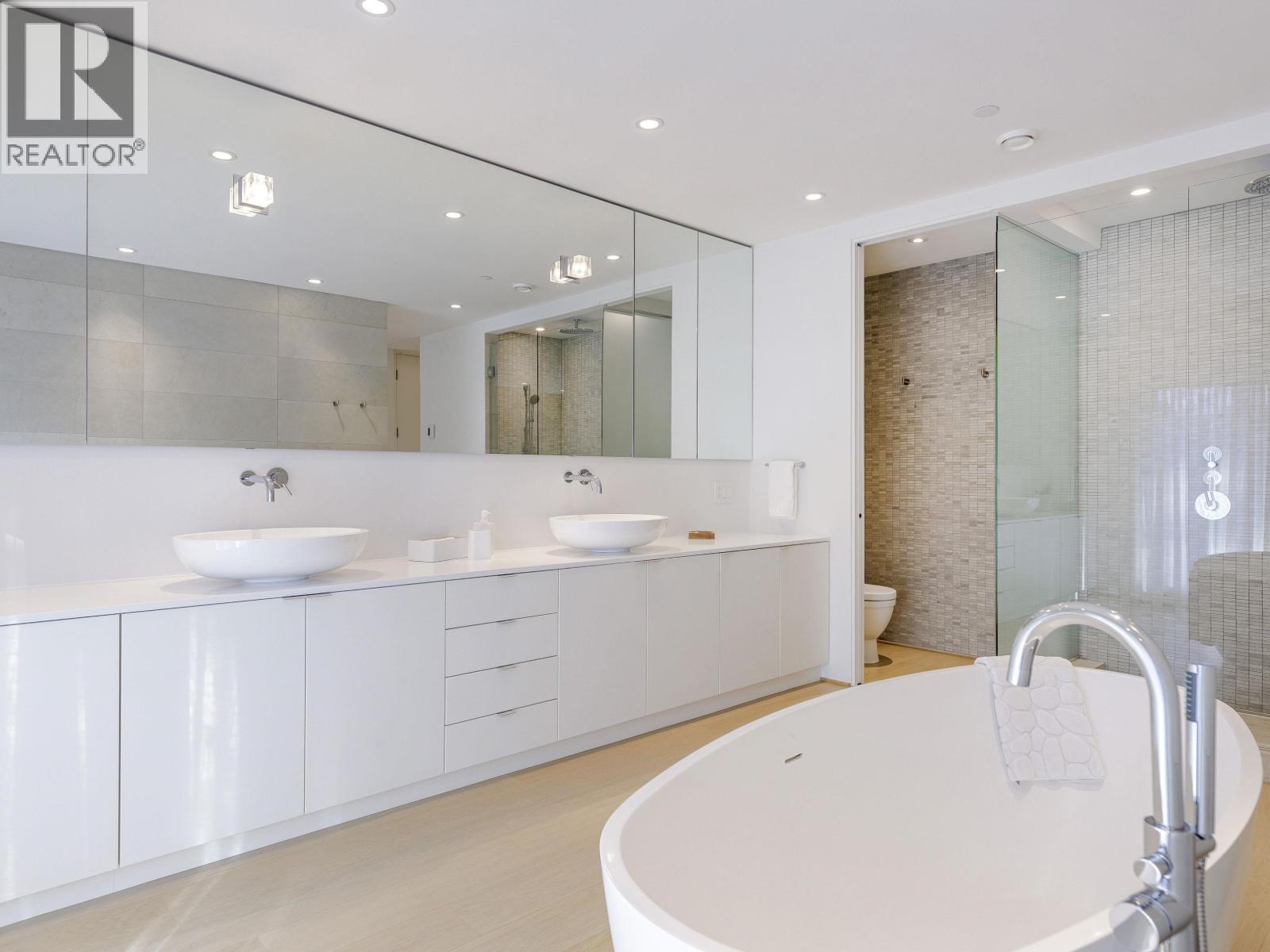 1641-1643 COLLINGWOOD STREET, Vancouver