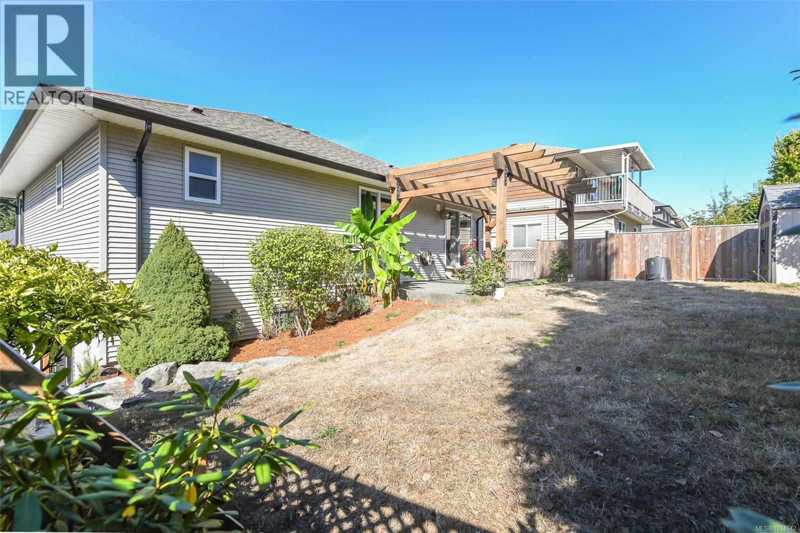 2455 Avro Arrow Dr, Comox