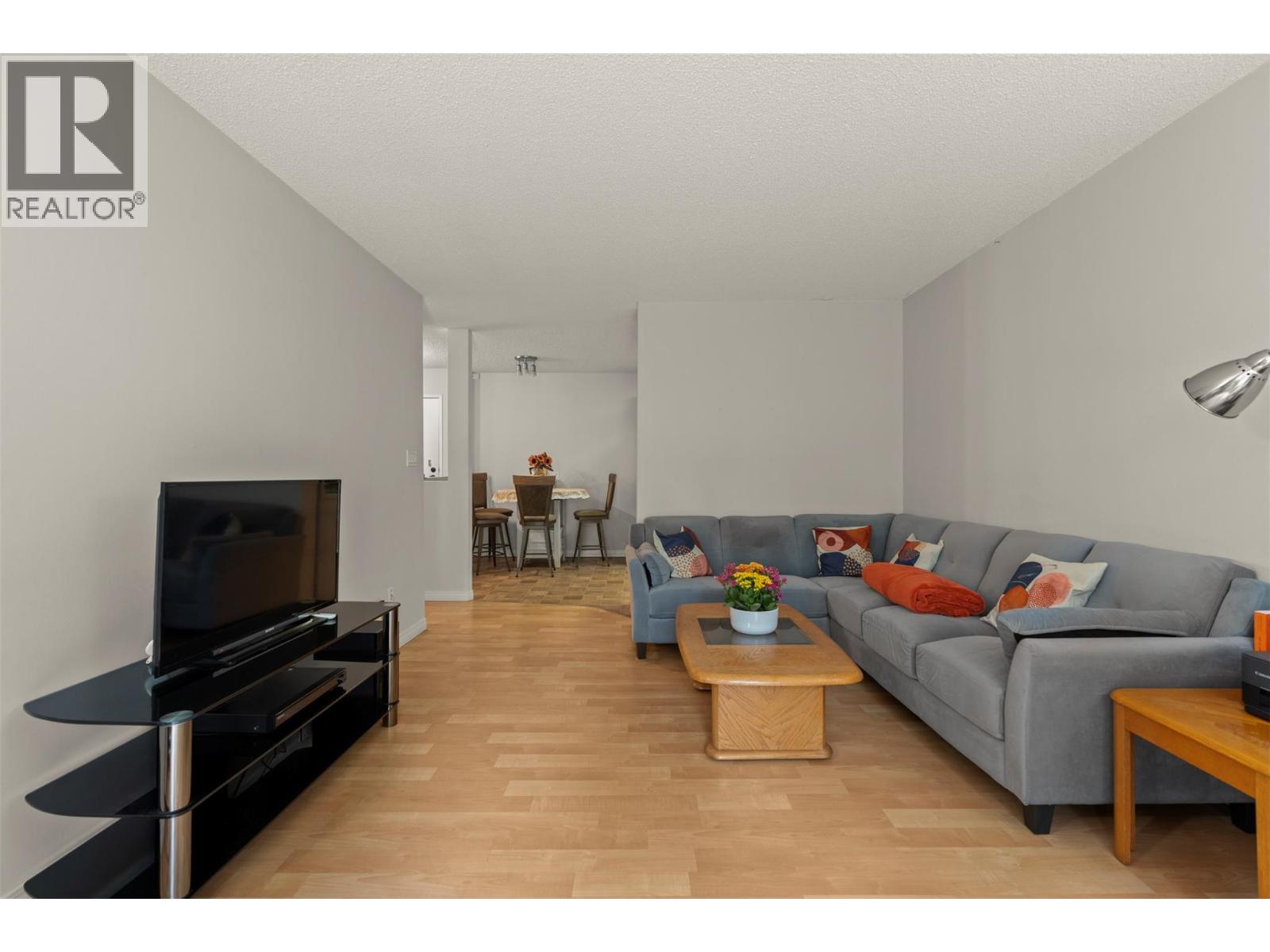 #318 3901 32 Avenue - 9