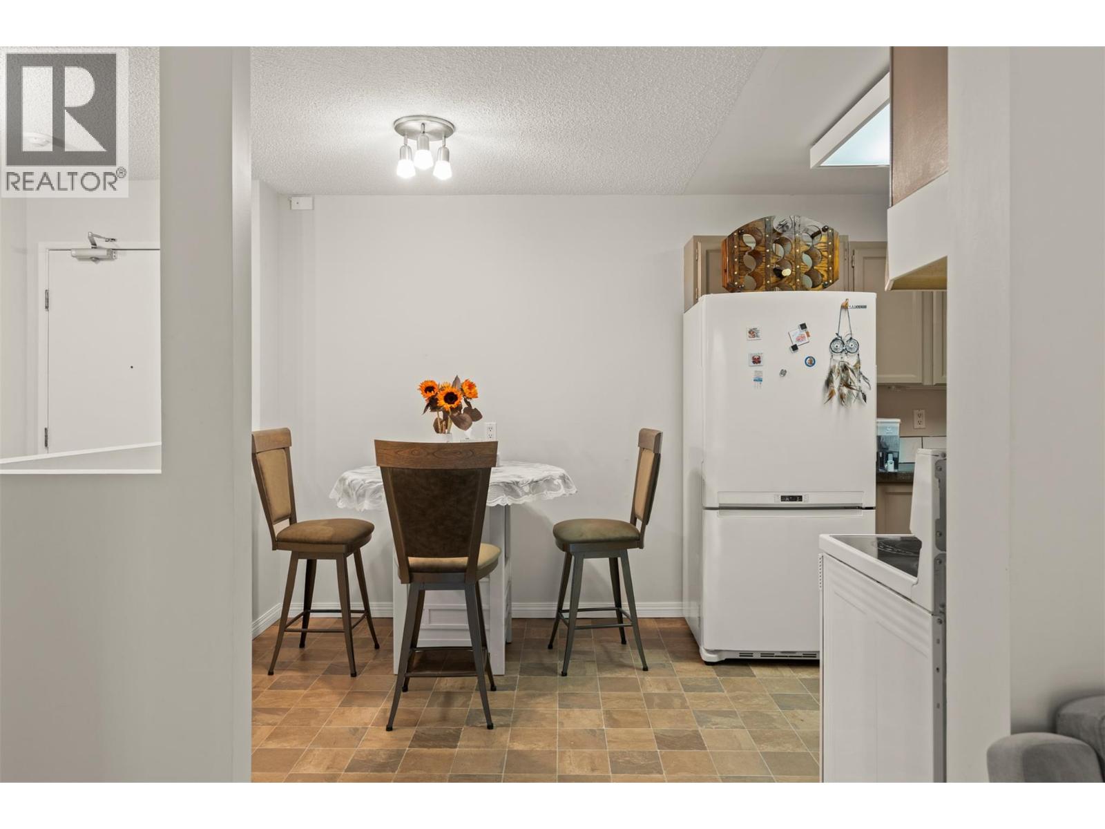 #318 3901 32 Avenue - 13