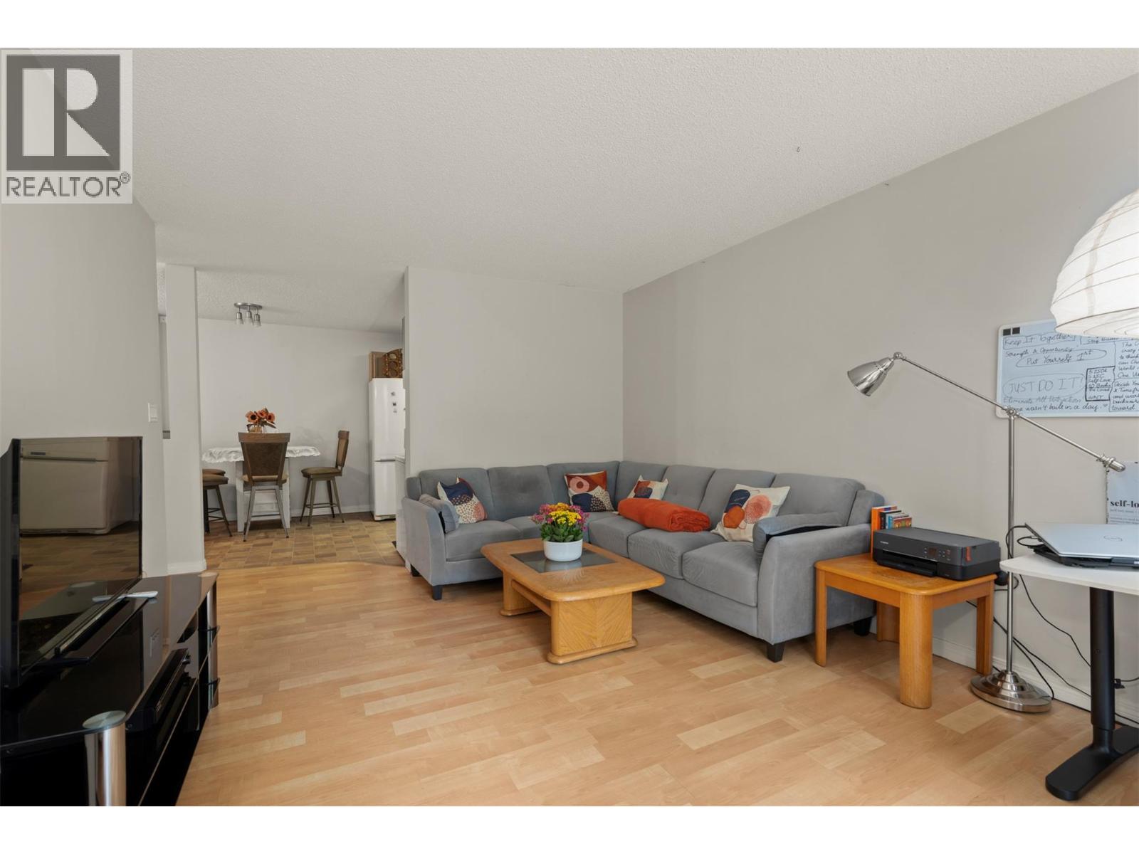 #318 3901 32 Avenue - 10