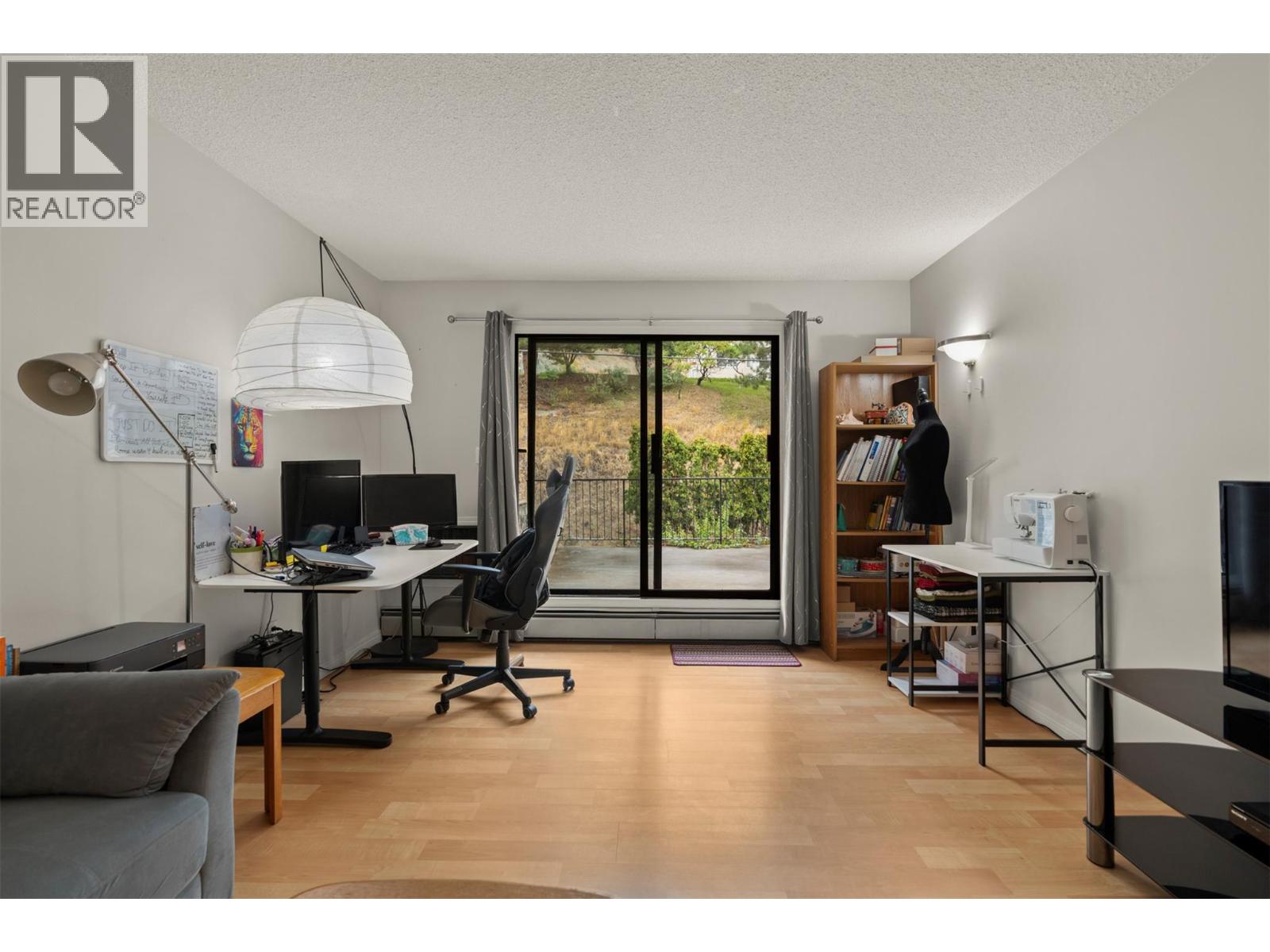 #318 3901 32 Avenue - 7
