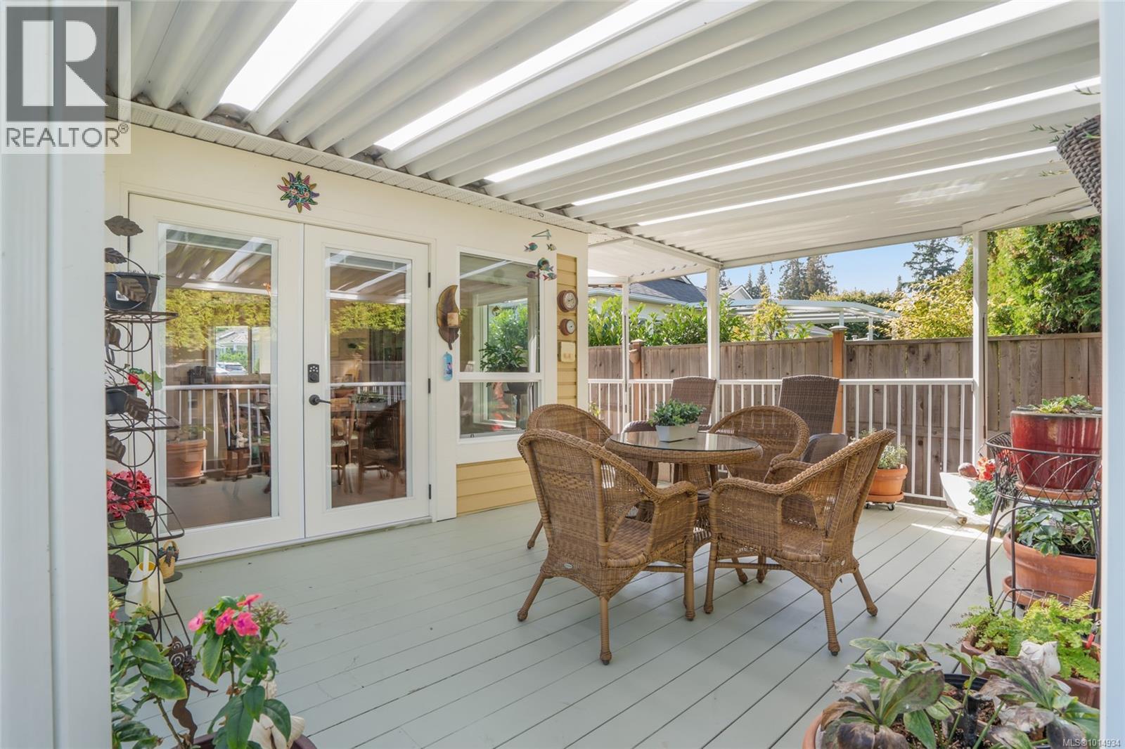 1299 Leeward Way, Qualicum Beach