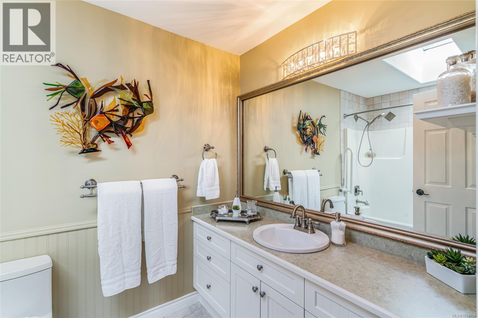 1299 Leeward Way, Qualicum Beach