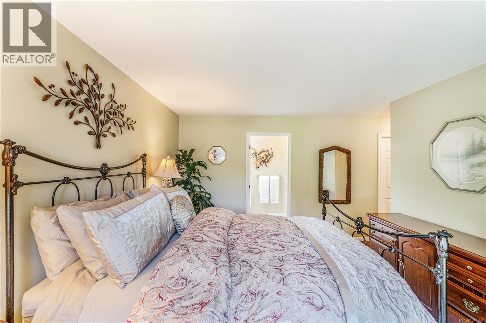 1299 Leeward Way, Qualicum Beach