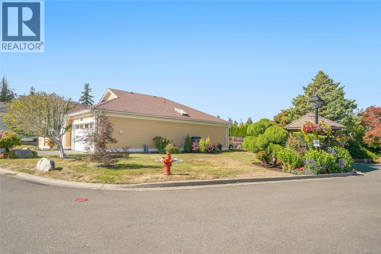 1299 Leeward Way, Qualicum Beach